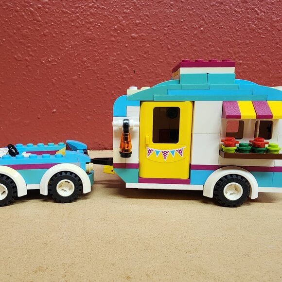 LEGO FRIENDS: Summer Caravan (41034) with Instructions and mini characters - Picture 1 of 11